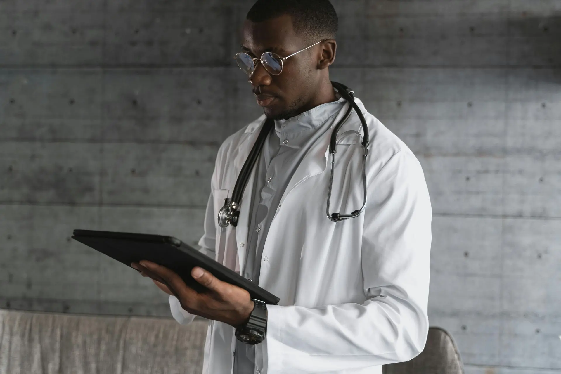 Software Solutions applications in Healthcare and Field Services