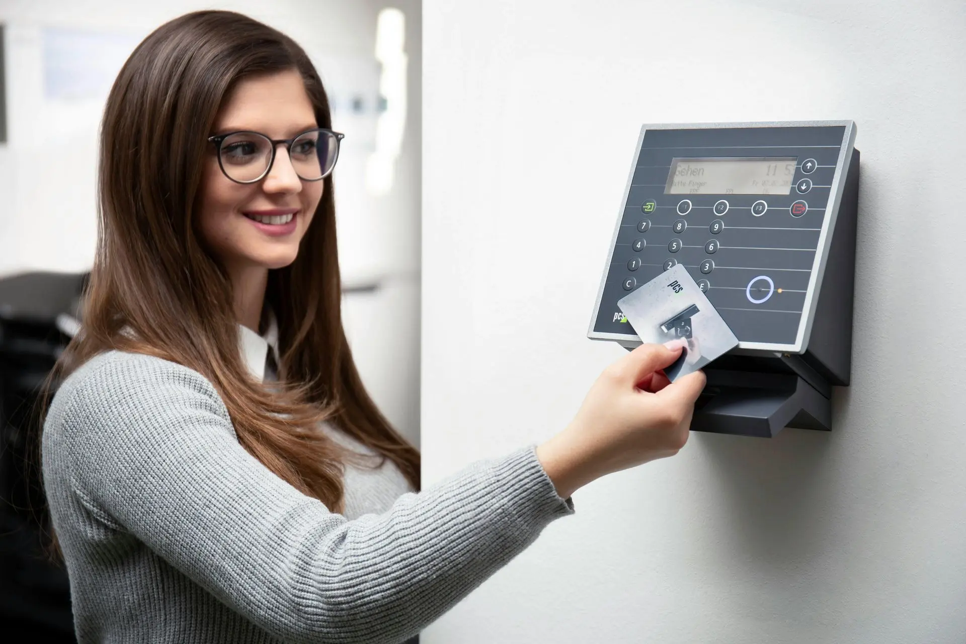Physical Access Control Solutions (PACS) Physical Access Control Solutions (PACS)