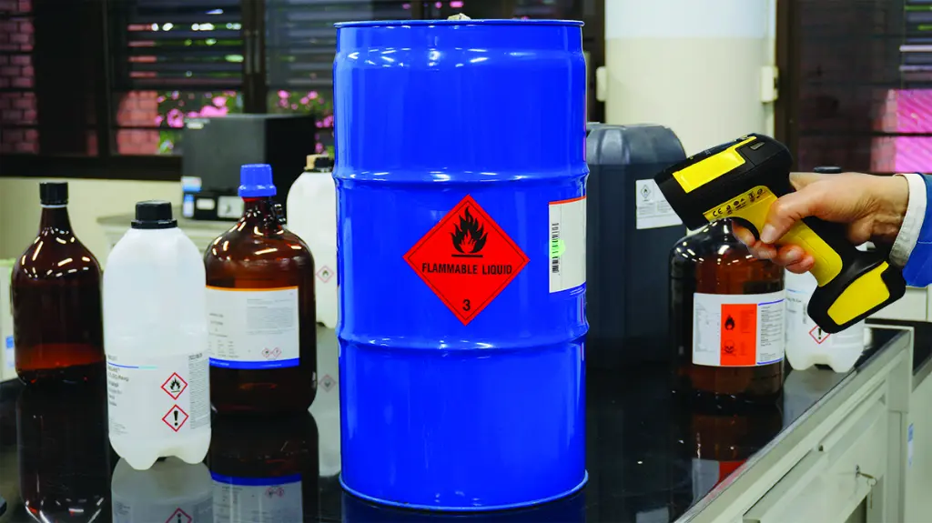 PLA-PM9600-CHEMICAL-INDUSTRY-1-HR.webp